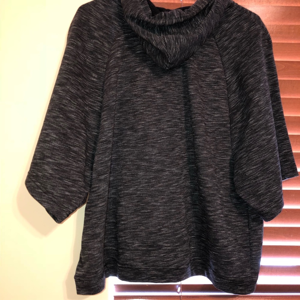 Workout jacket - Picture 3 of 3